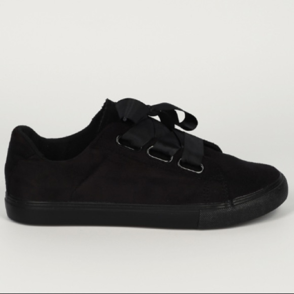 BLACK SUEDE LACE UP SNEAKERS SIZES 5-8 - Picture 7 of 7